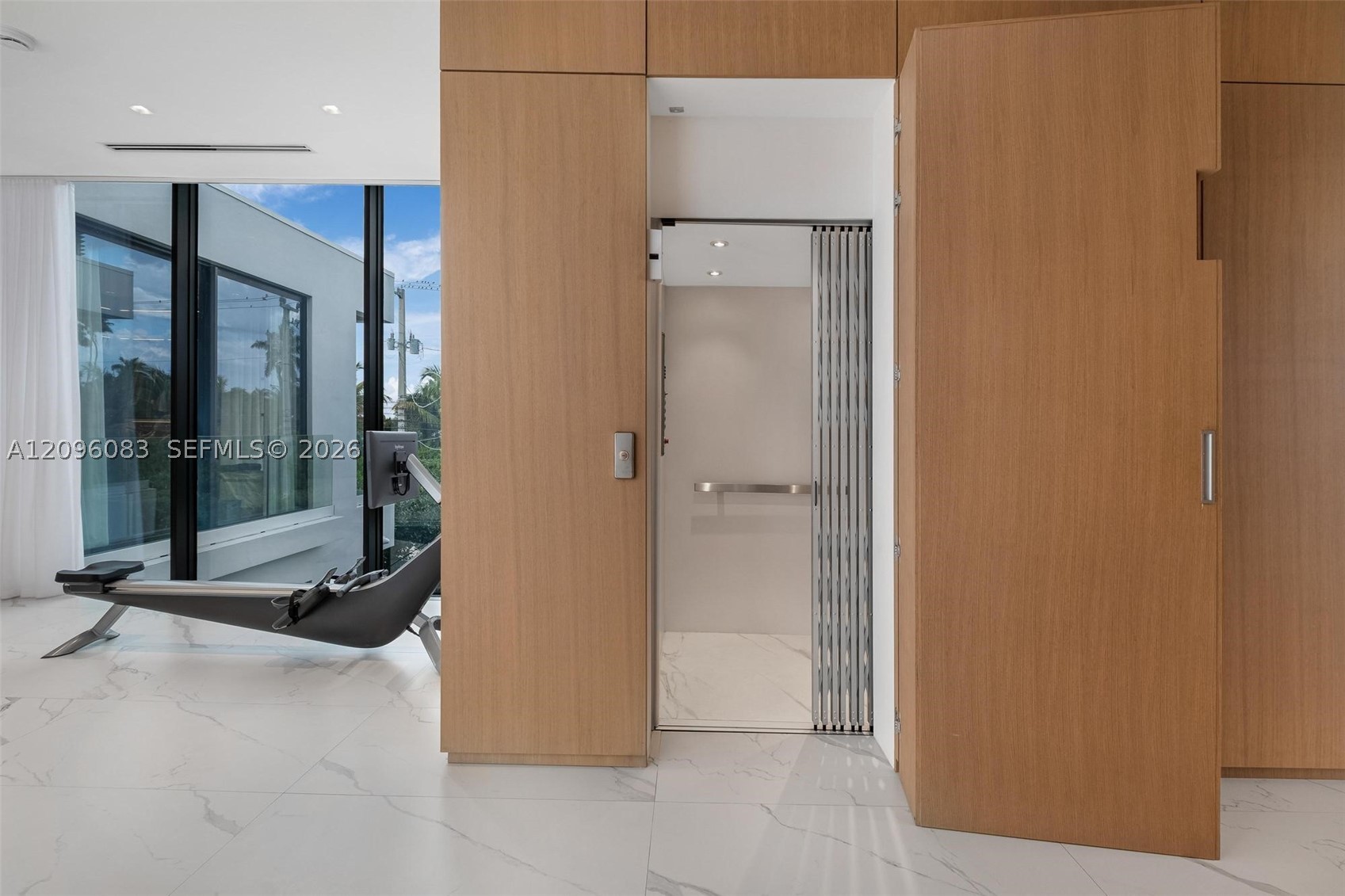 226 W Rivo Alto Dr Miami Beach, FL 33139