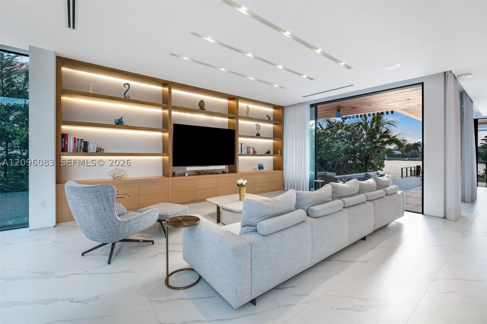 226 W Rivo Alto Dr Miami Beach, FL 33139
