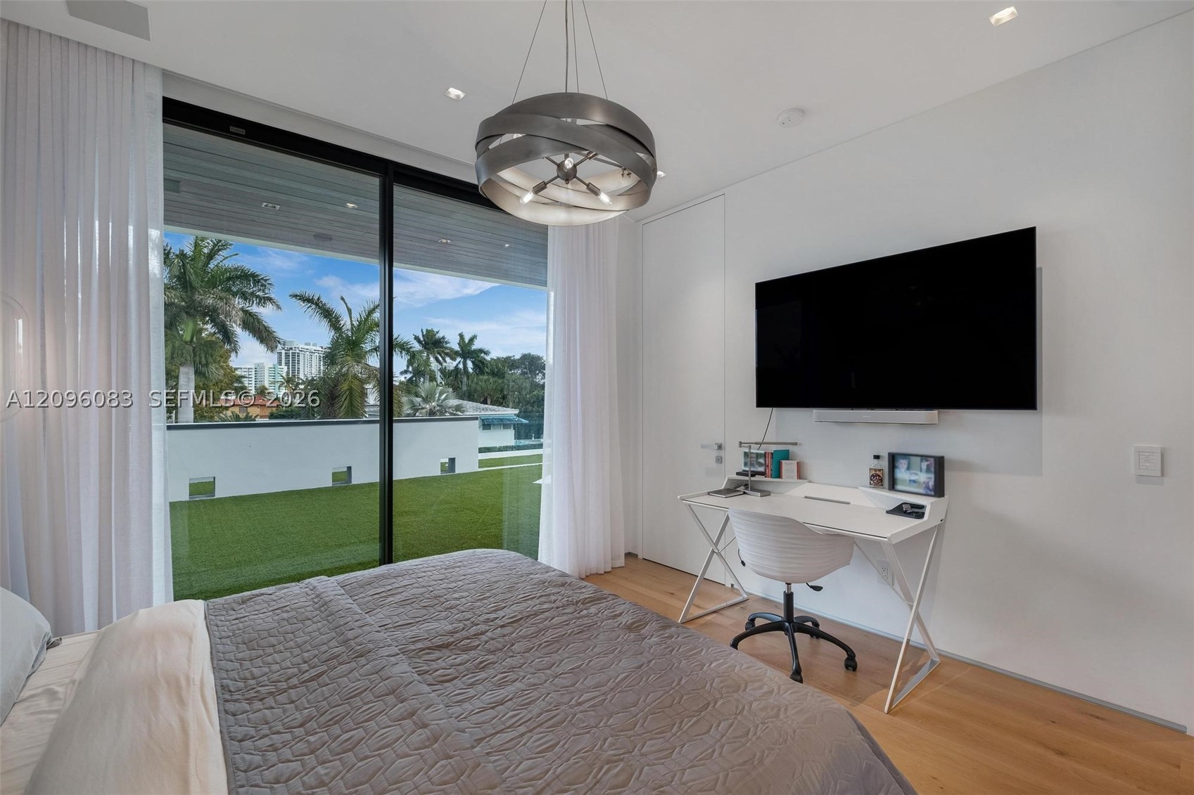 226 W Rivo Alto Dr Miami Beach, FL 33139
