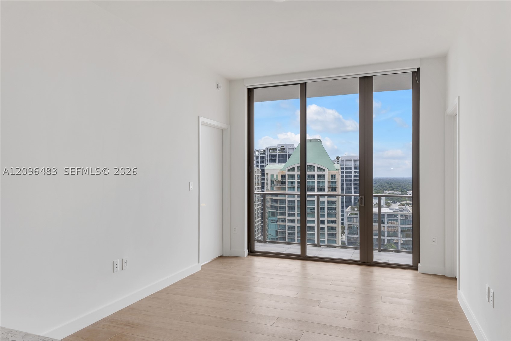 2678 Tigertail Ave #1903 Miami, FL 33133