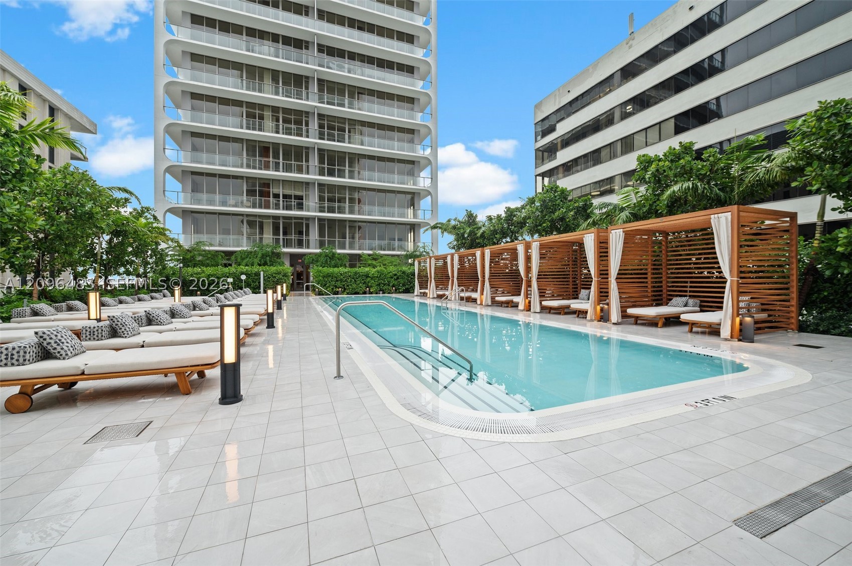 2678 Tigertail Ave #1903 Miami, FL 33133