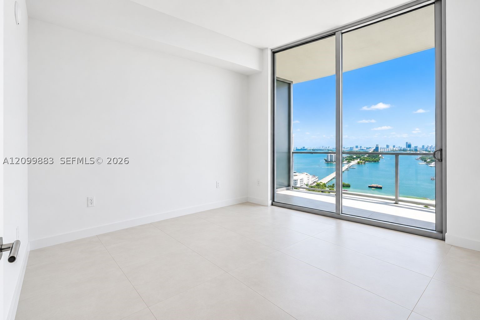 image Casa Bella Condo10