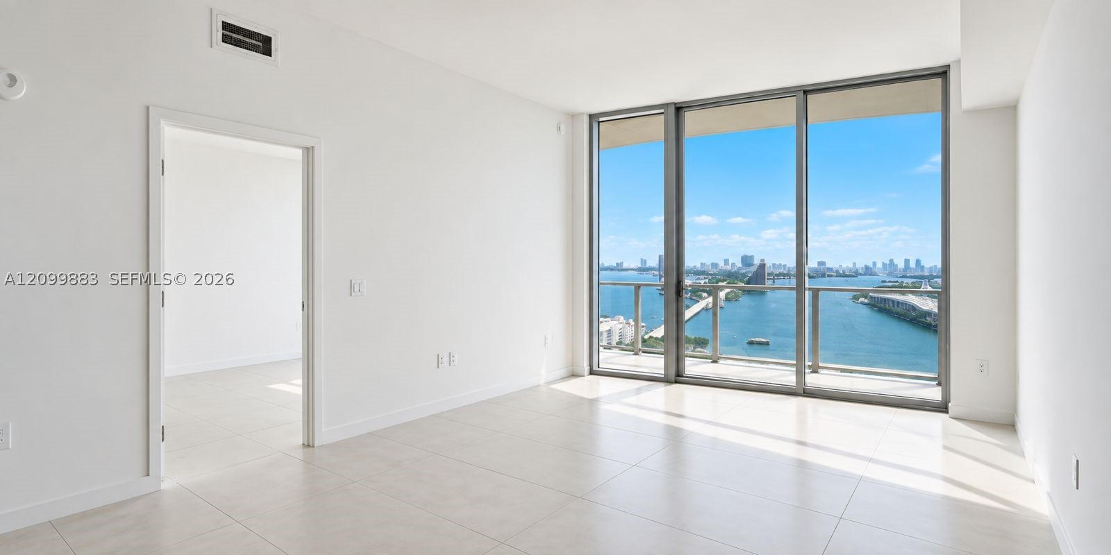 image Casa Bella Condo8