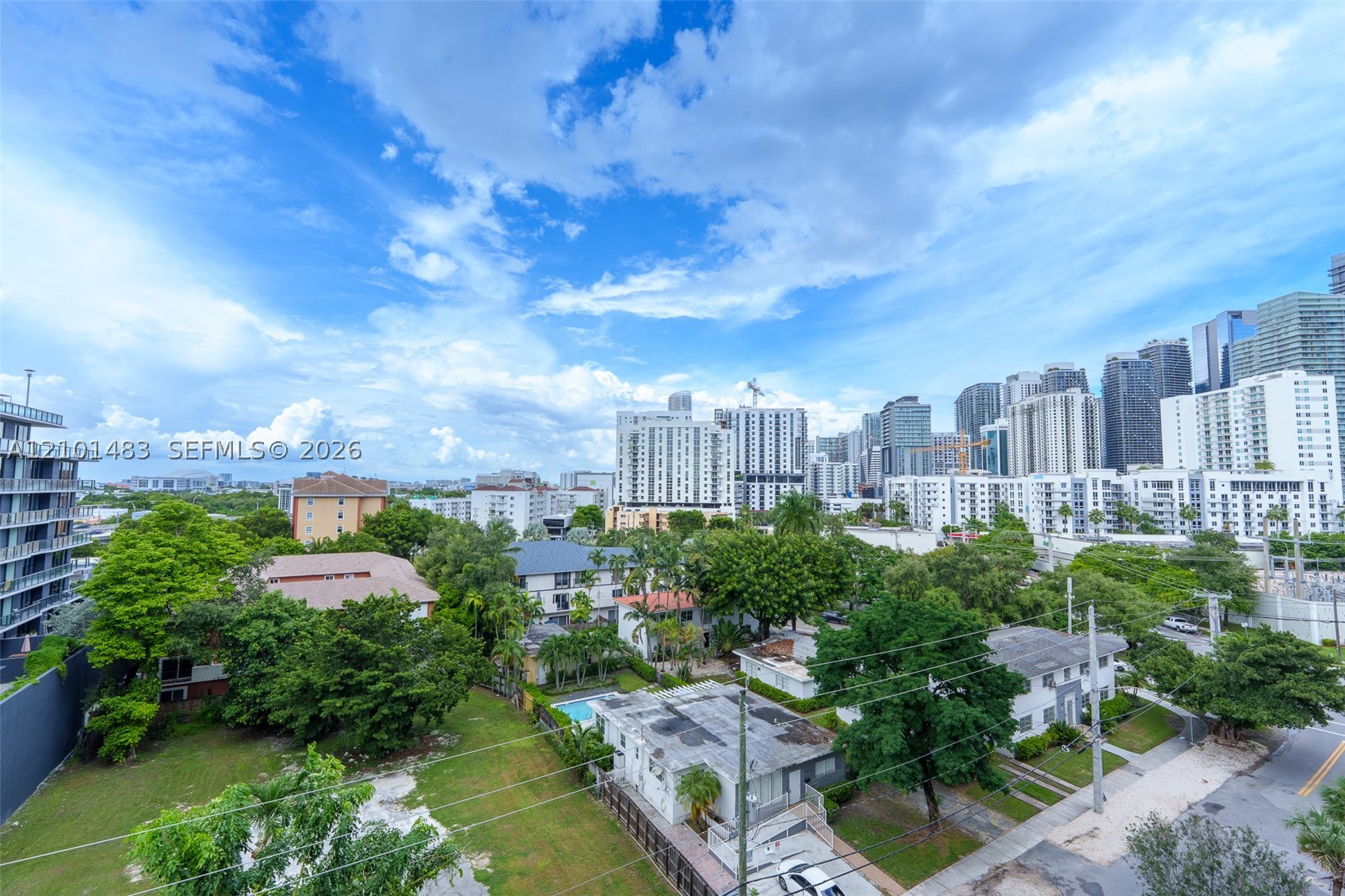 1611 SW 2nd Ave #613 Miami, FL 33129