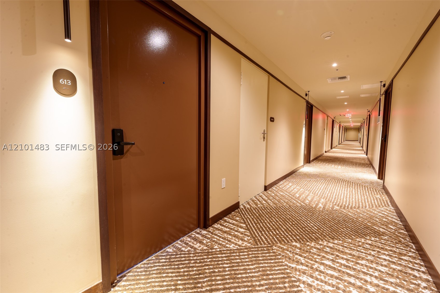 1611 SW 2nd Ave #613 Miami, FL 33129