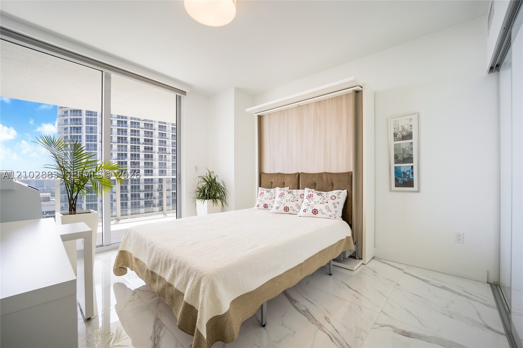 image Aria on the Bay11