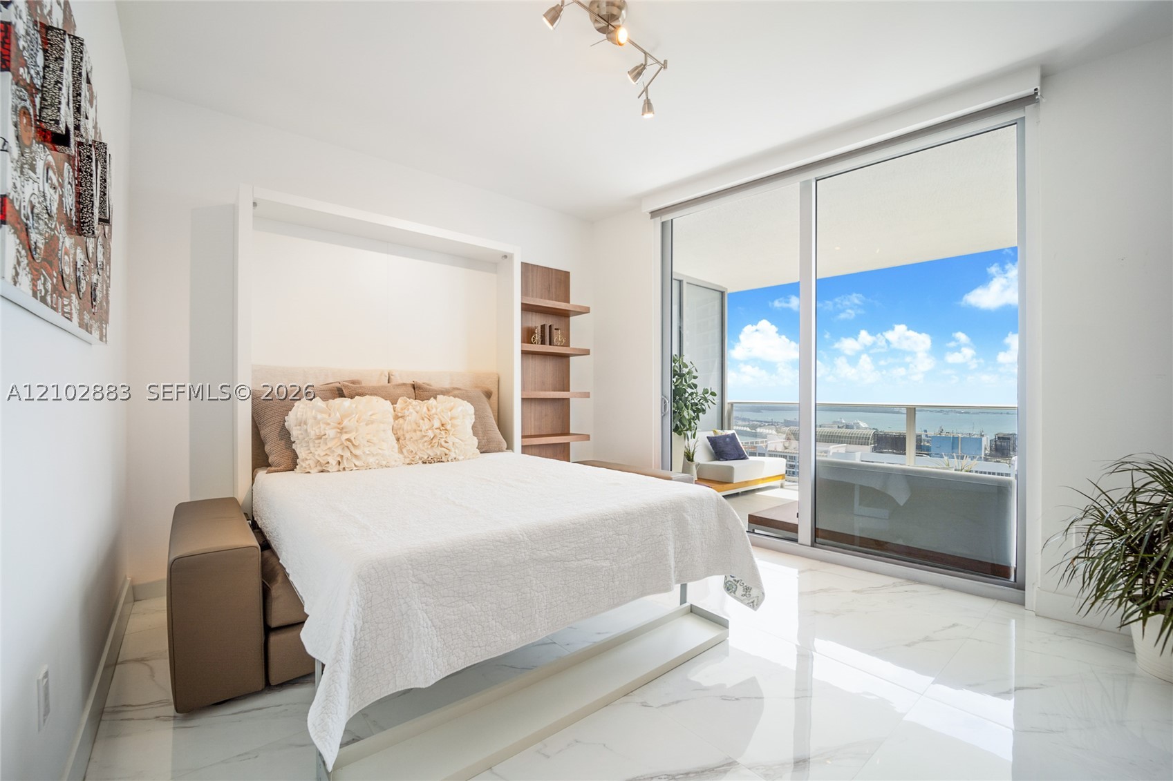 image Aria on the Bay14