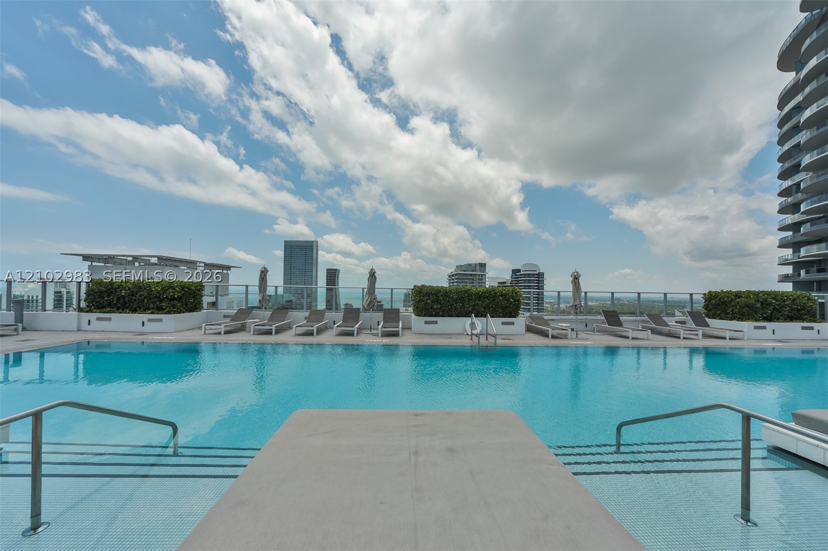 image 1010 Brickell30