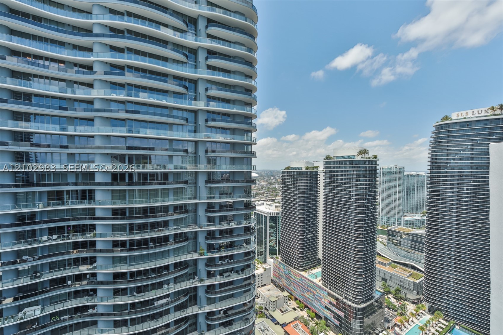 image 1010 Brickell38