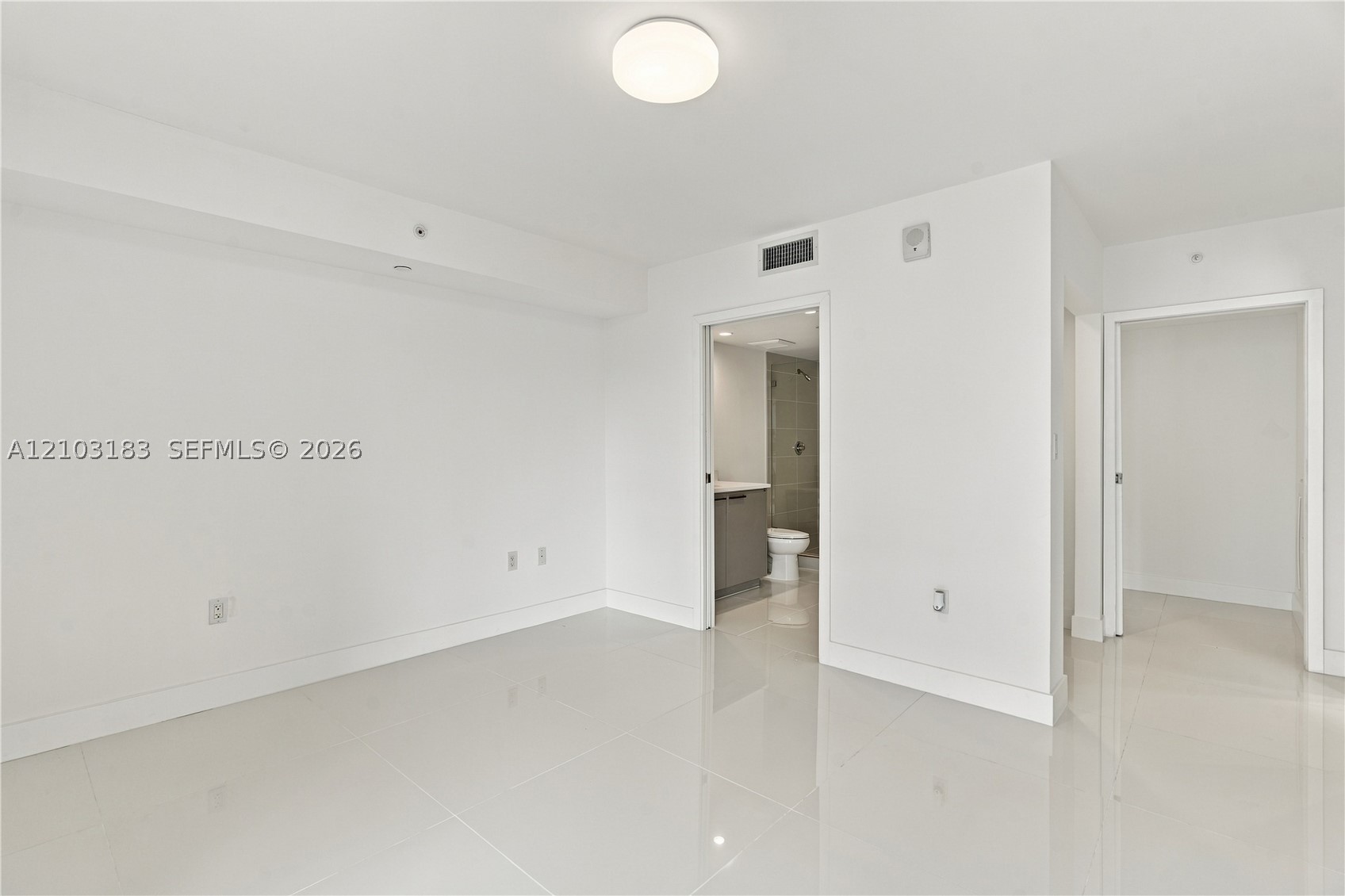 1150 101st St #402 Bay Harbor Islands, FL 33154