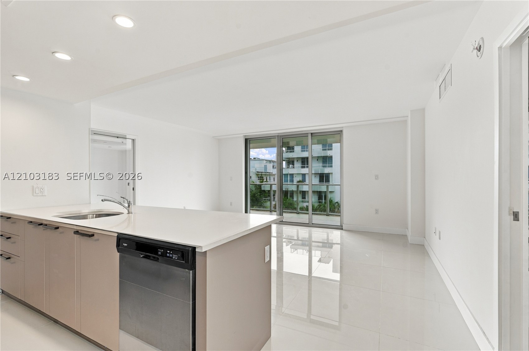 1150 101st St #402 Bay Harbor Islands, FL 33154