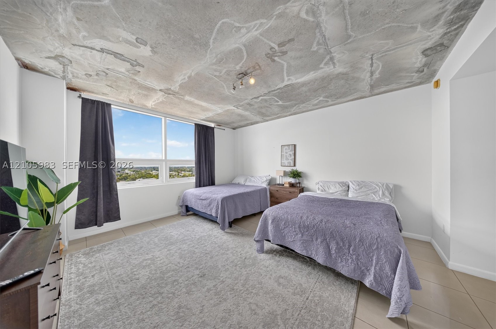 image Midblock Condo16