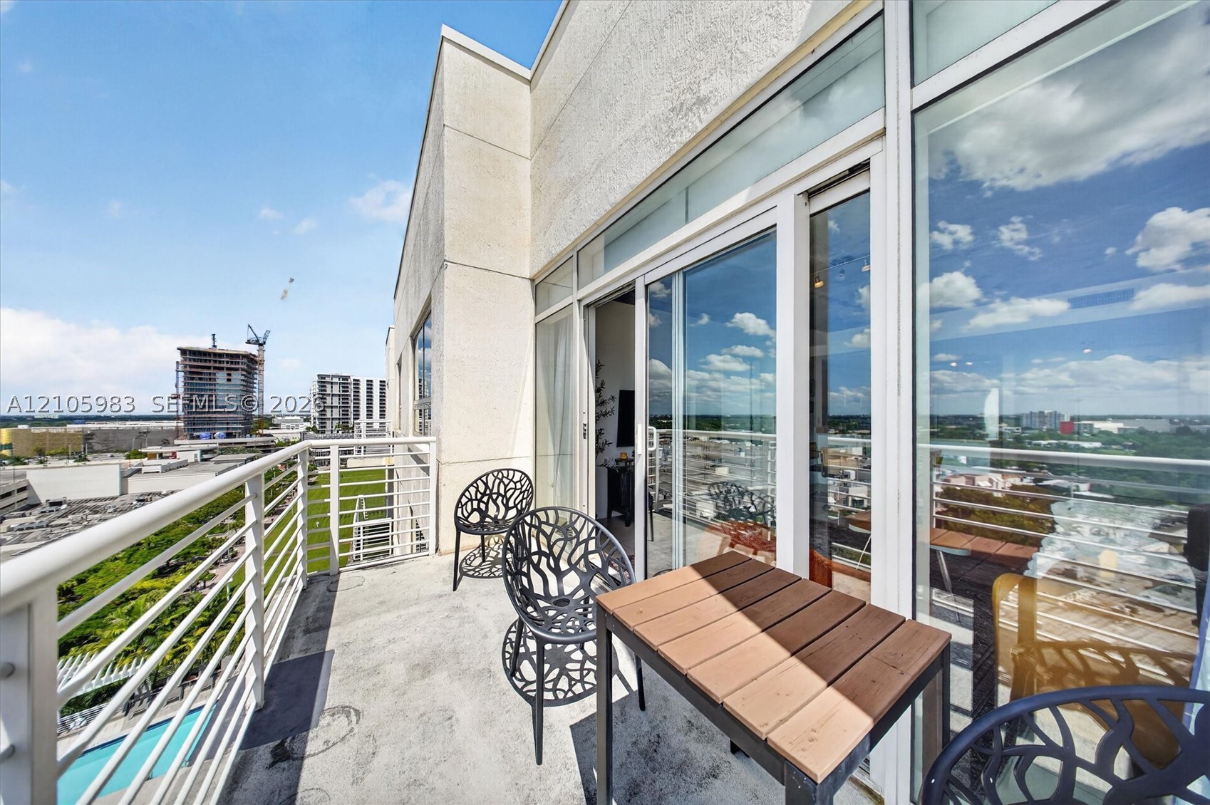 image Midblock Condo24
