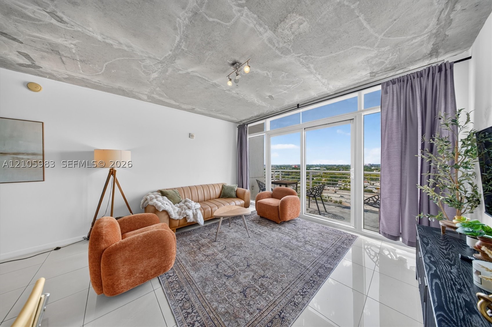 image Midblock Condo3