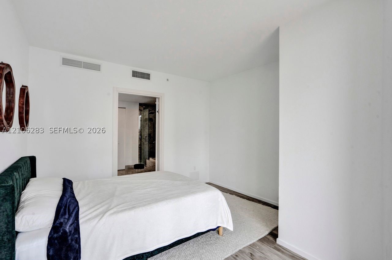 801 S Miami Ave #1801 Miami, FL 33130
