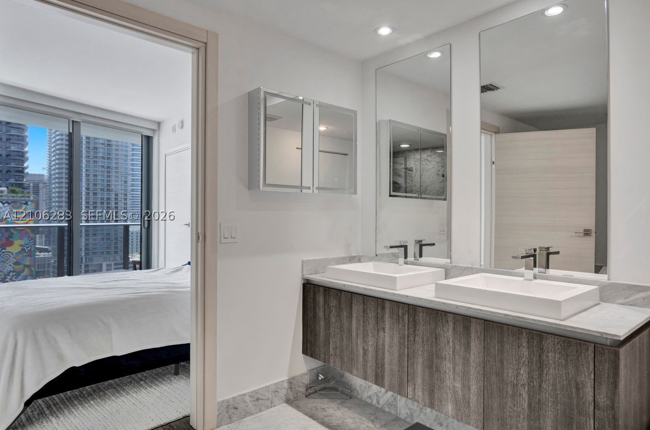 801 S Miami Ave #1801 Miami, FL 33130