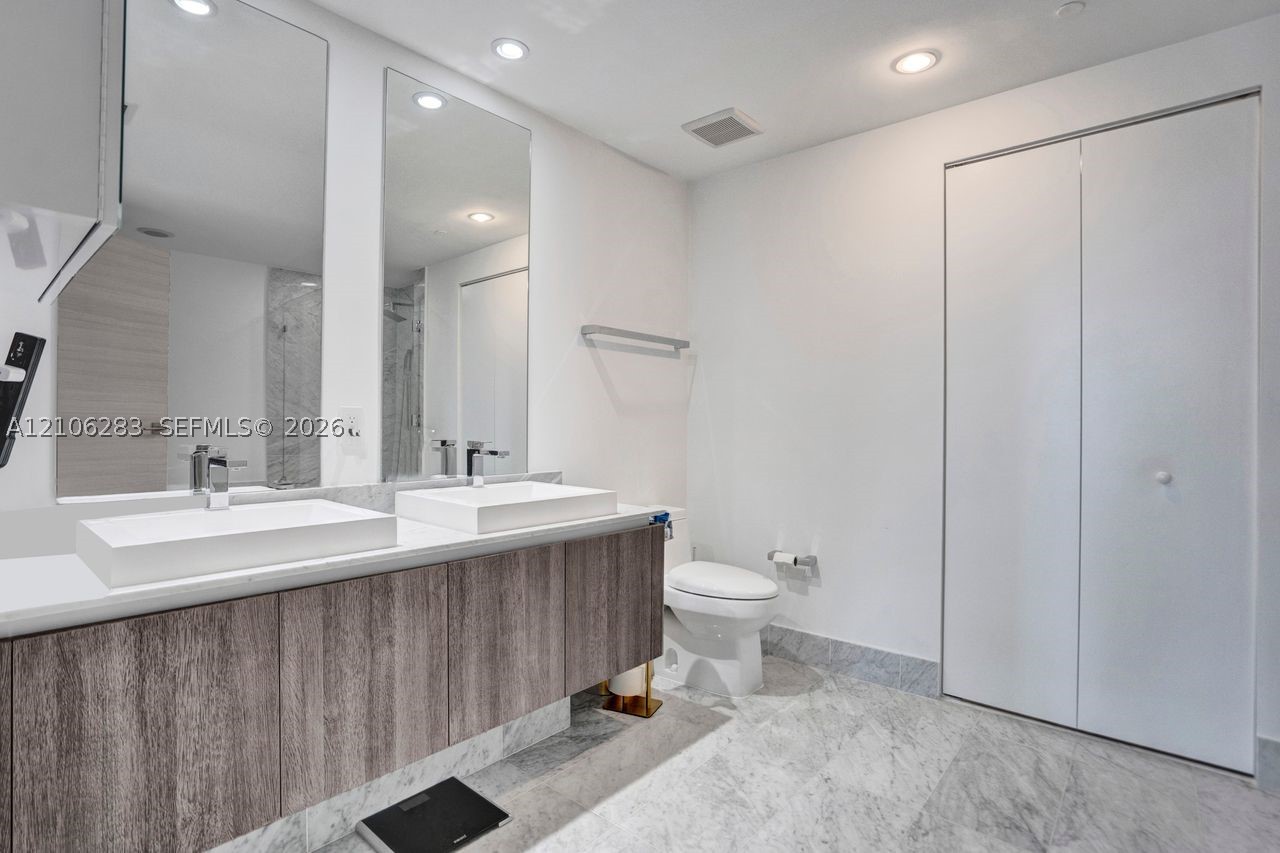 801 S Miami Ave #1801 Miami, FL 33130
