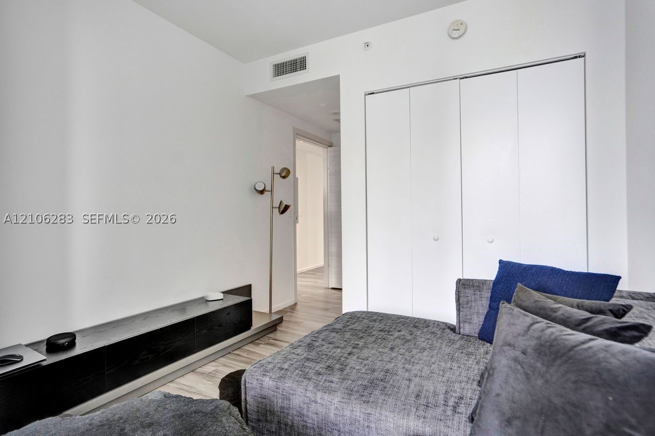 801 S Miami Ave #1801 Miami, FL 33130