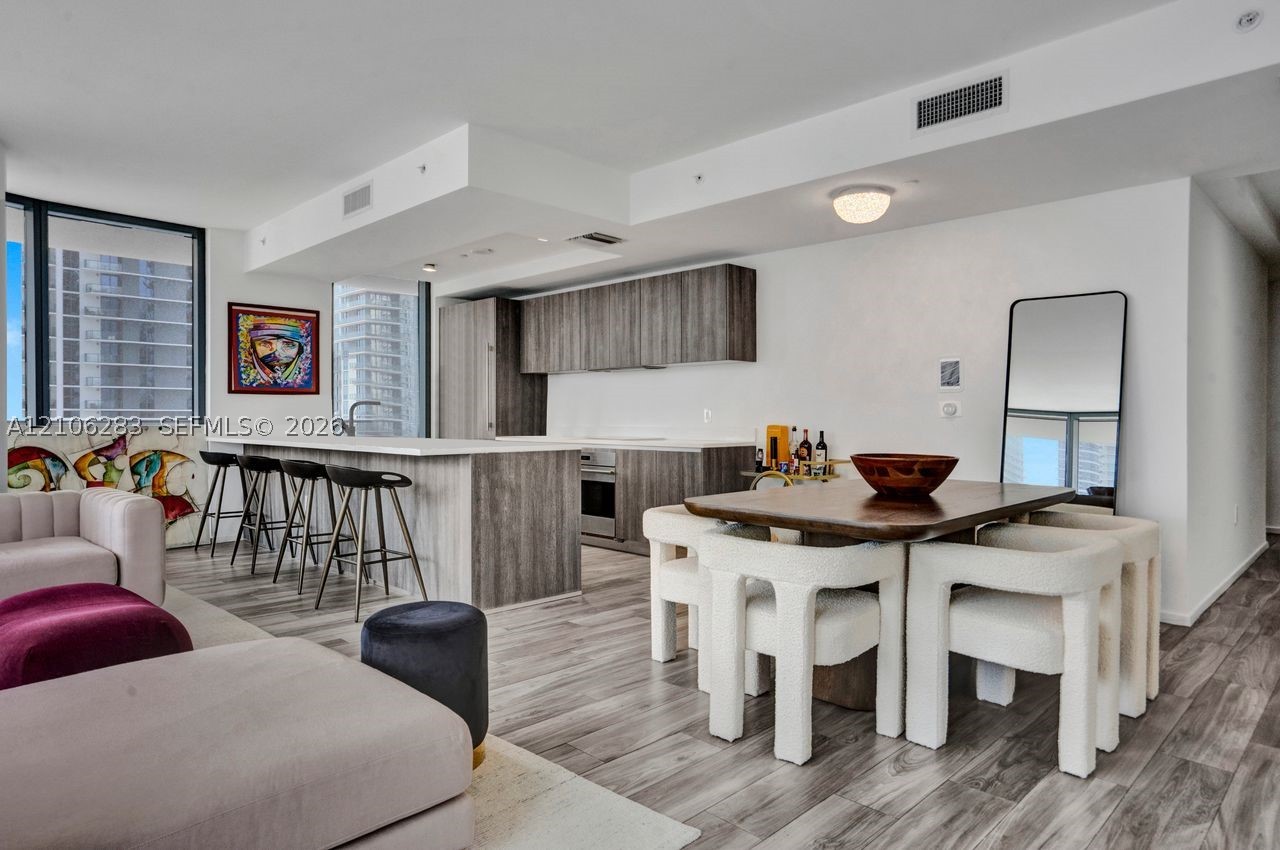 801 S Miami Ave #1801 Miami, FL 33130