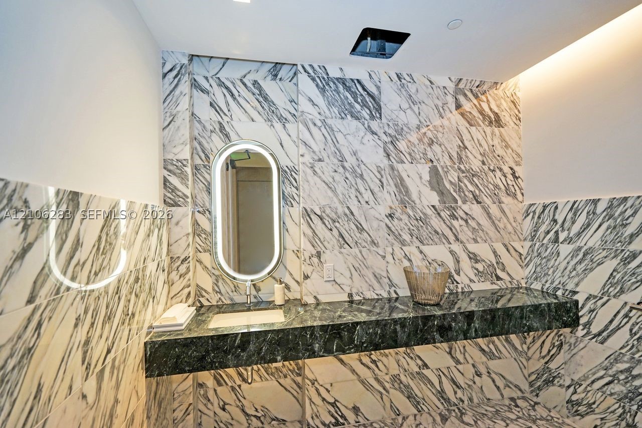 801 S Miami Ave #1801 Miami, FL 33130