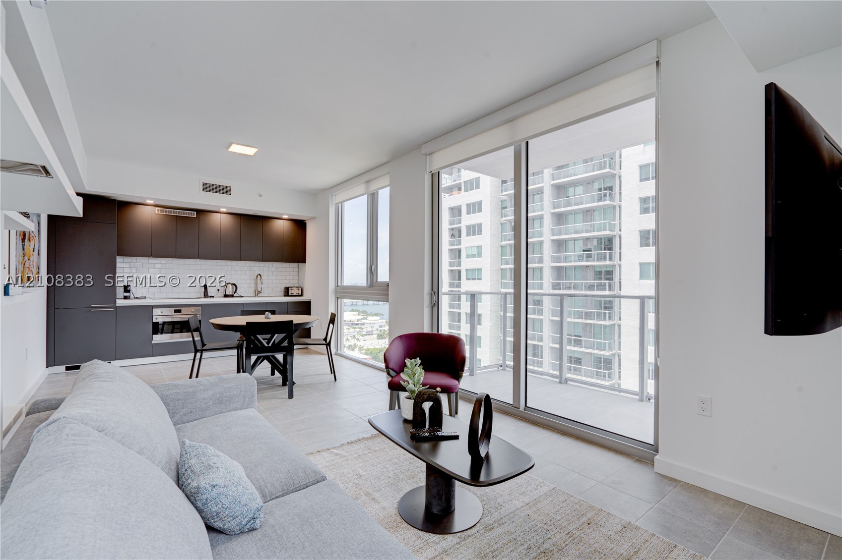 227 NE 2nd St #2500