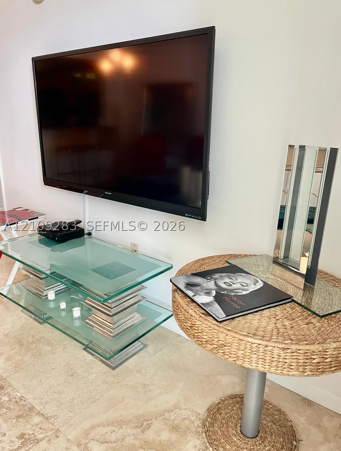 2101 Brickell Ave #2110 Miami, FL 33129