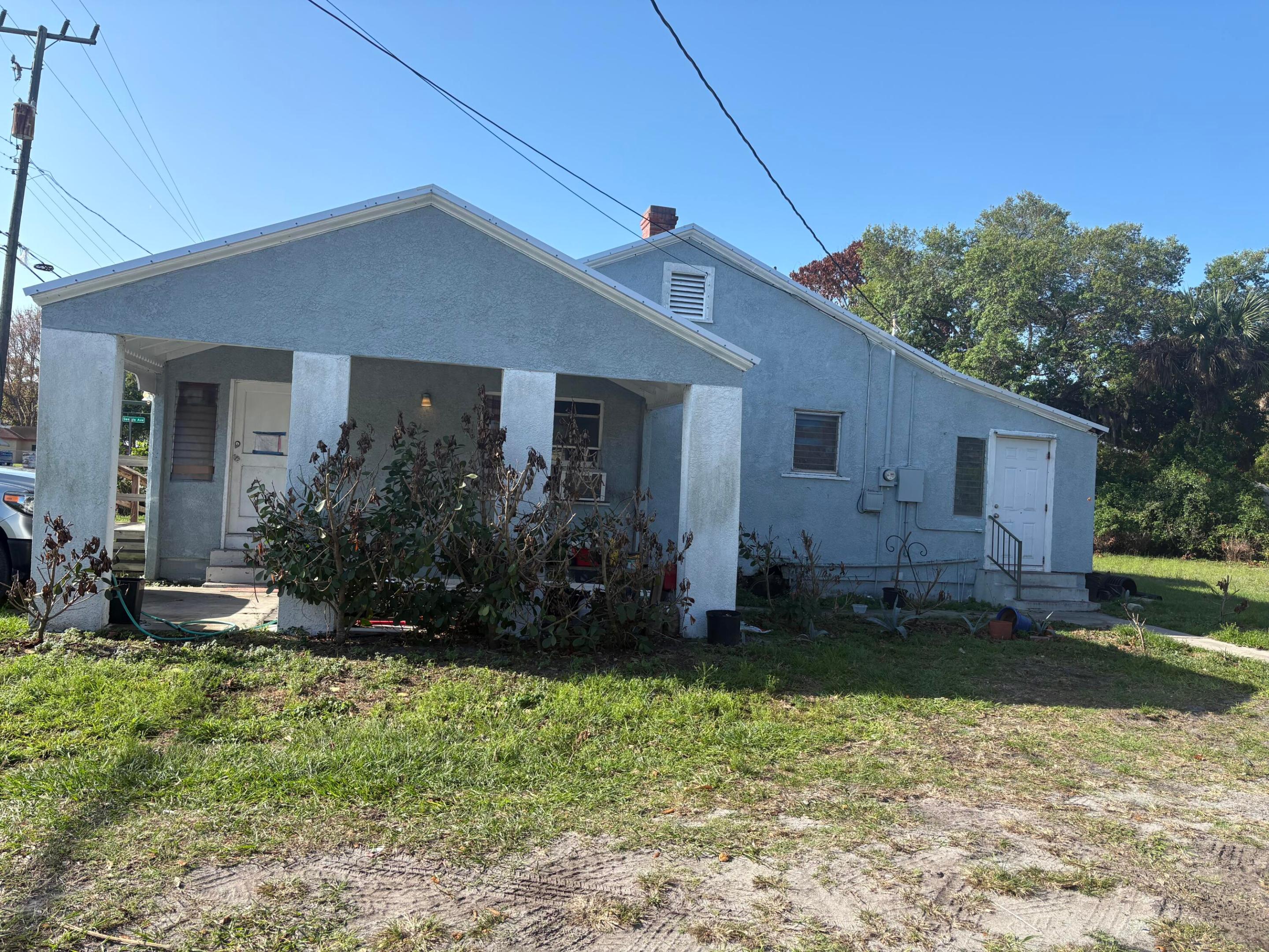 701 S 13th Fort Pierce, FL 34950