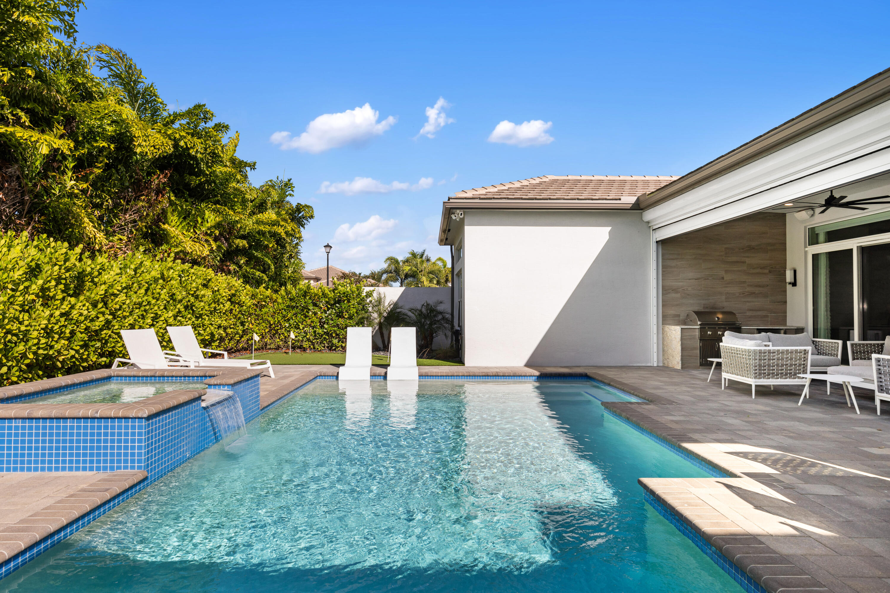 9831 Great Barrier Boynton Beach, FL 33473