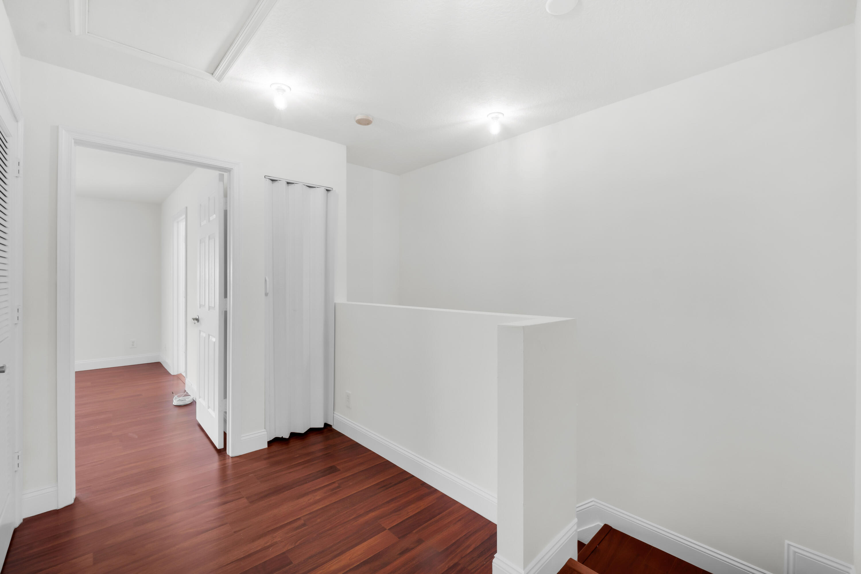 2581 Riverside Coral Springs, FL 33065