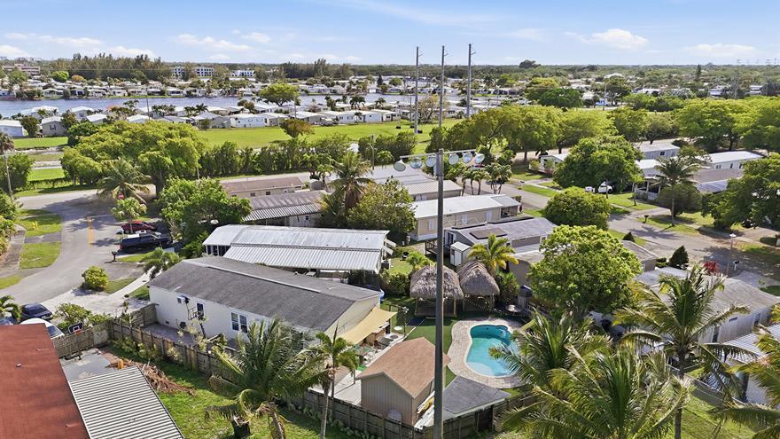 5301 SW 29th Fort Lauderdale, FL 33312