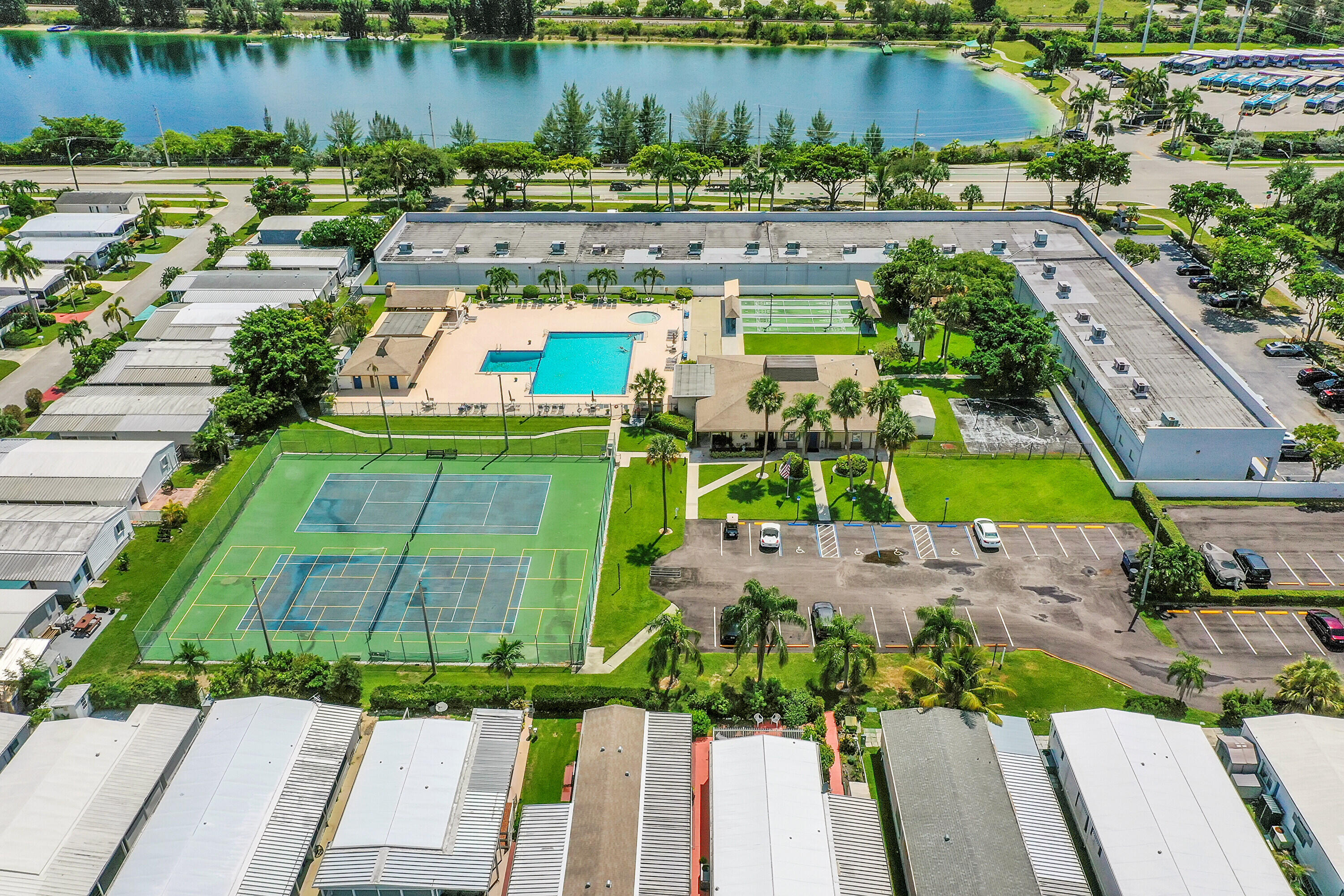 5301 SW 29th Fort Lauderdale, FL 33312