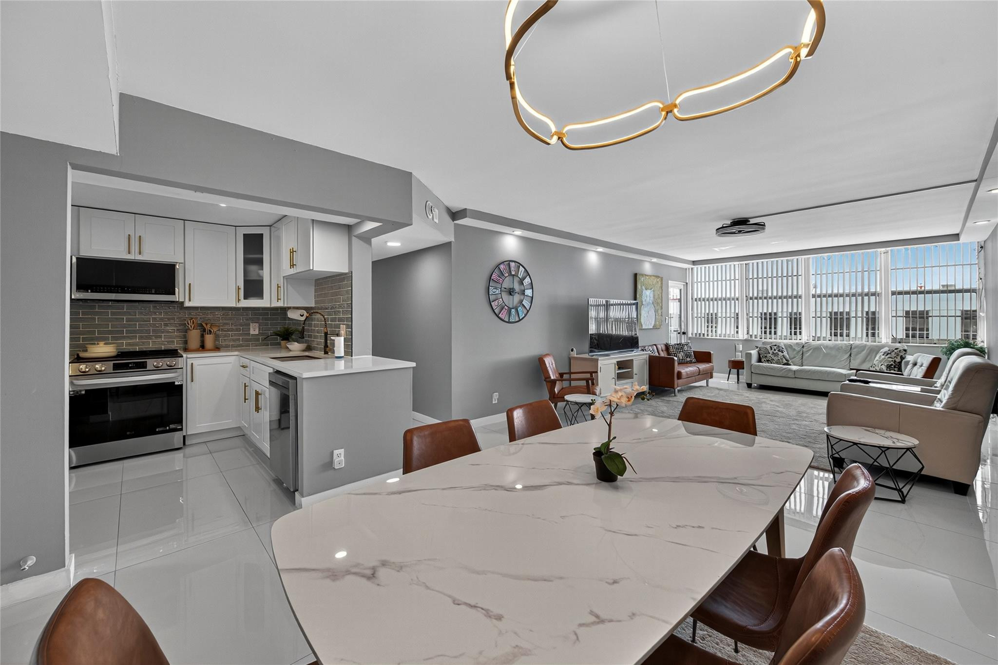 1160 N Federal #1022