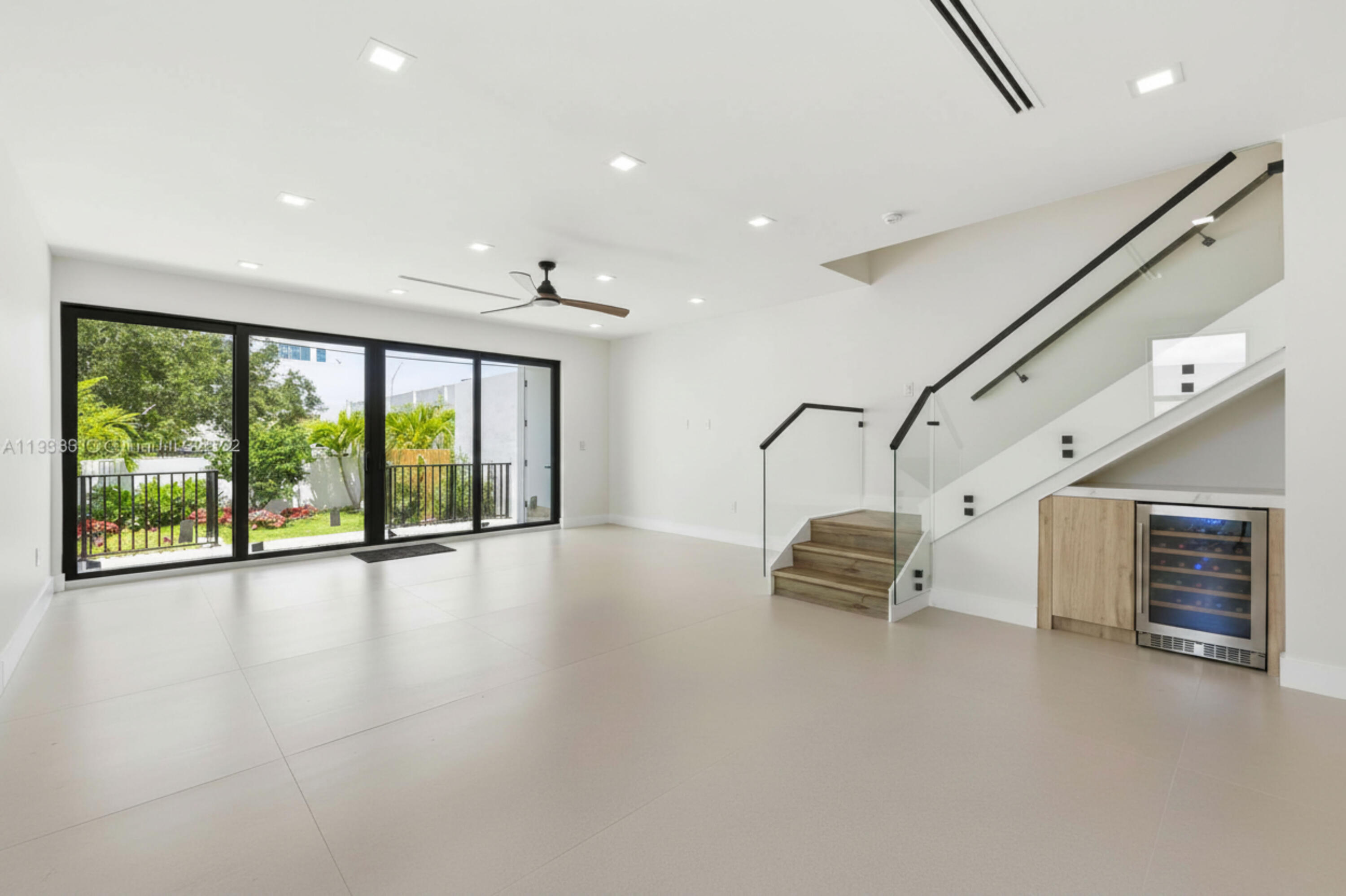 819 SW 1st Fort Lauderdale, FL 33312