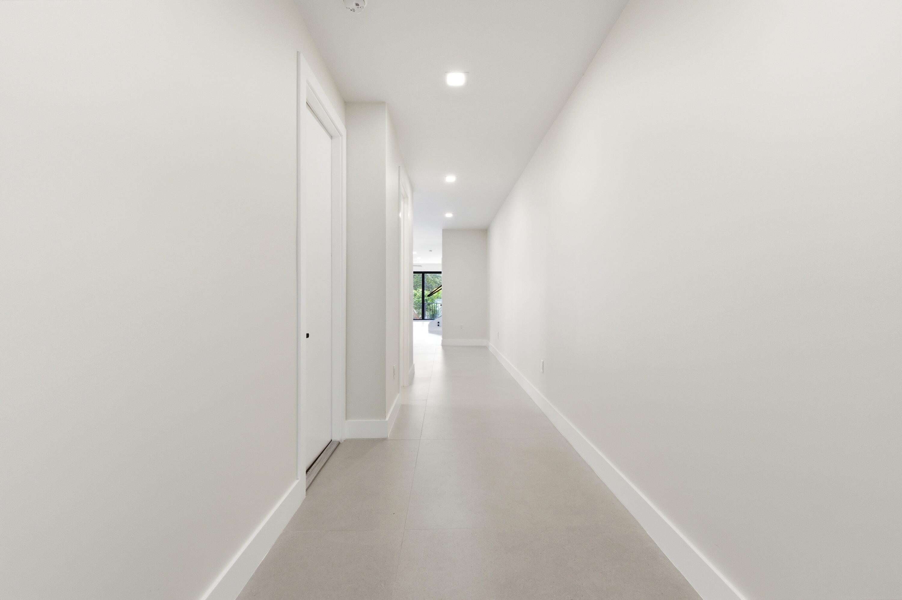 819 SW 1st Fort Lauderdale, FL 33312