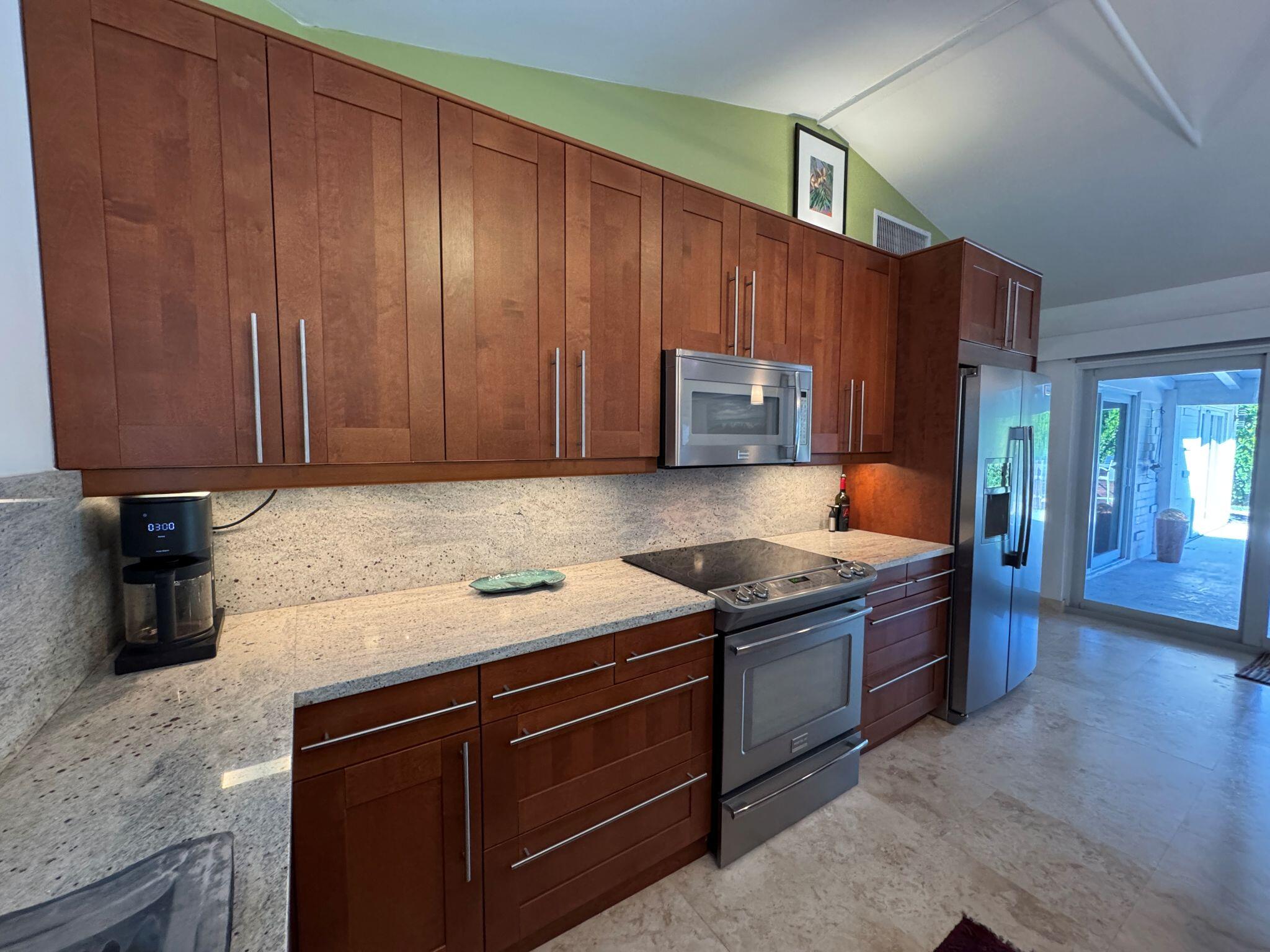 2701 NE 27th Fort Lauderdale, FL 33306