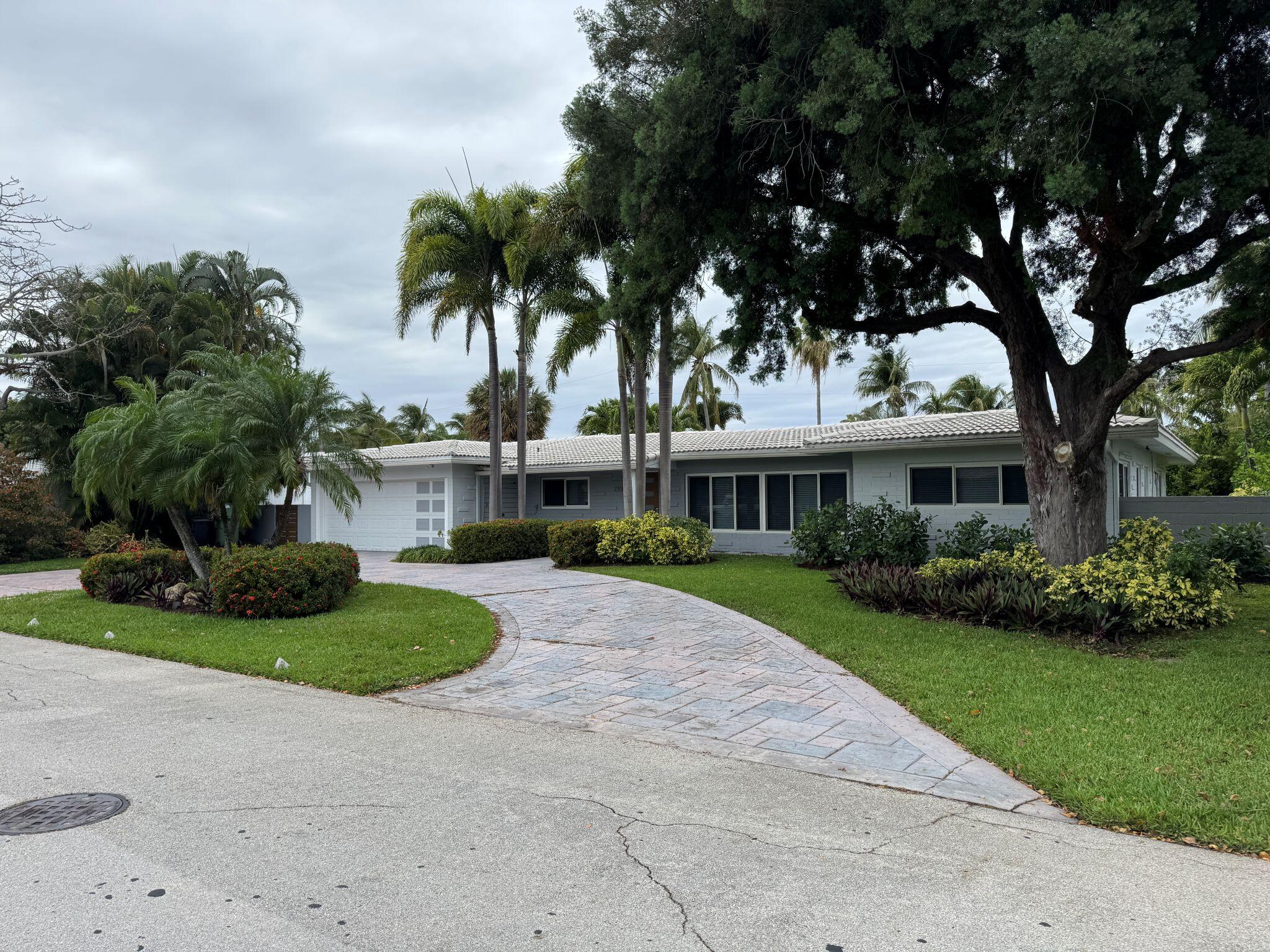 2701 NE 27th Fort Lauderdale, FL 33306