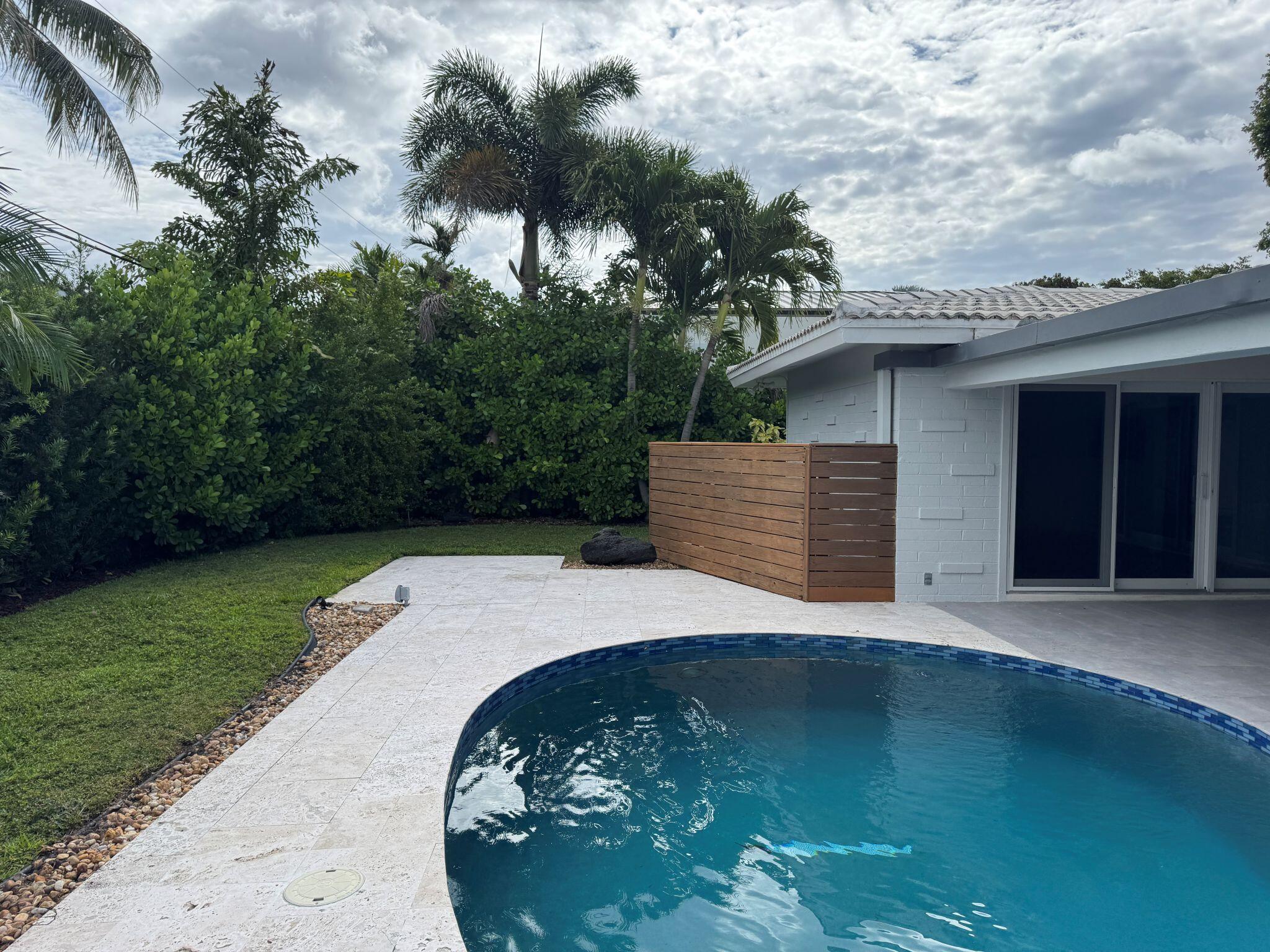 2701 NE 27th Fort Lauderdale, FL 33306