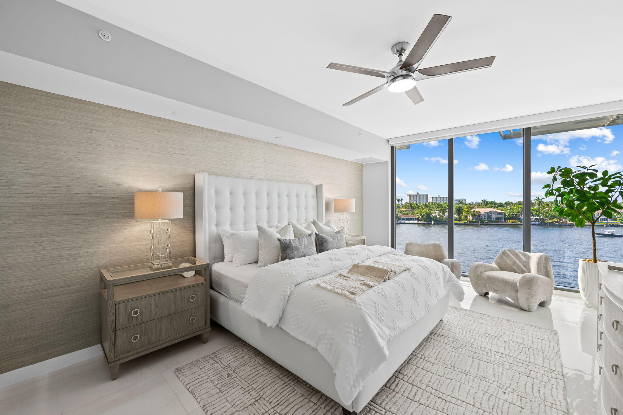 435 Bayshore #302 Fort Lauderdale, FL 33304