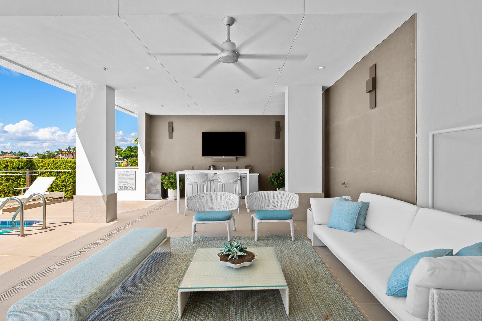 435 Bayshore #302 Fort Lauderdale, FL 33304