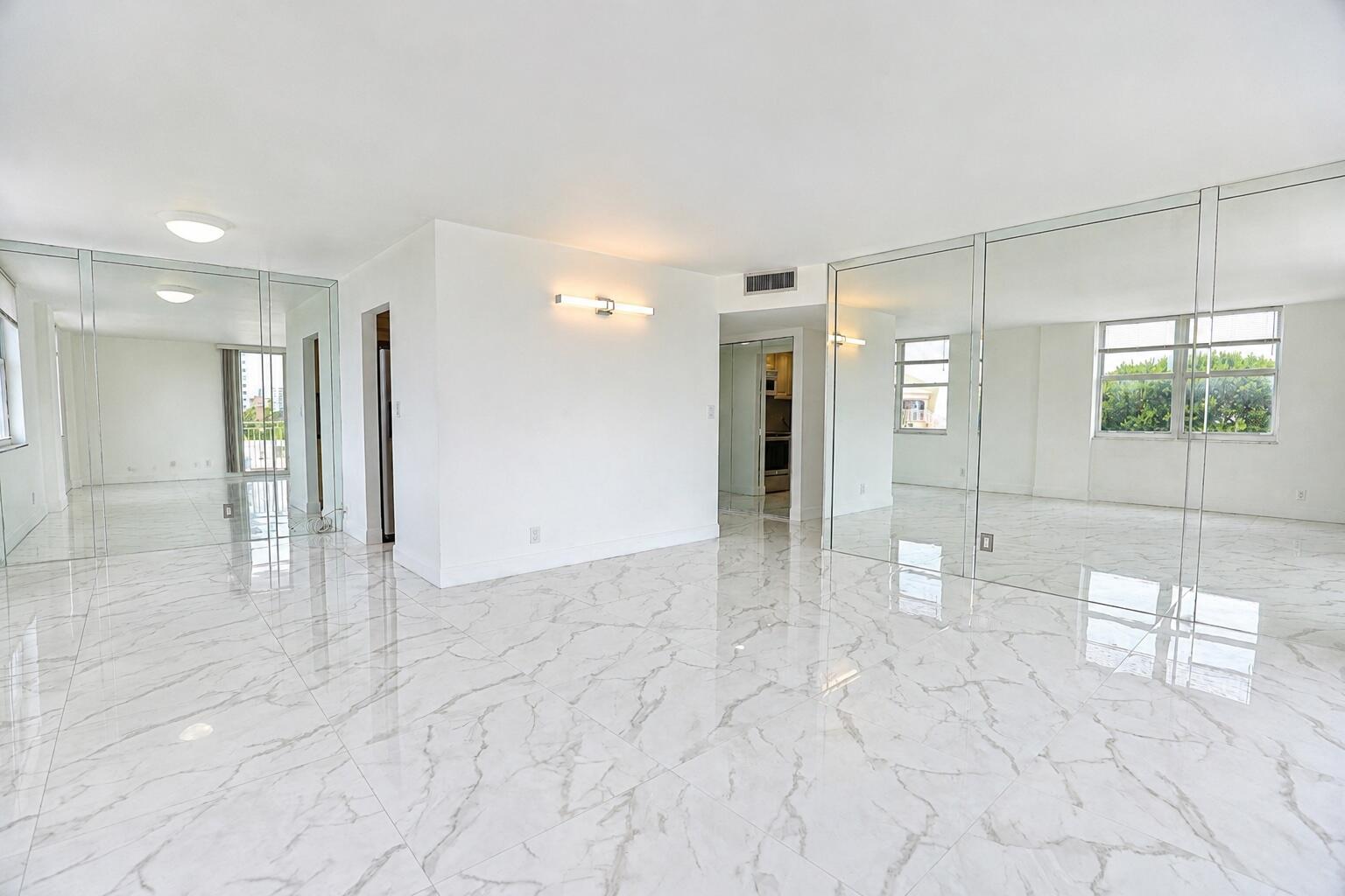 101 Briny #401 Pompano Beach, FL 33062