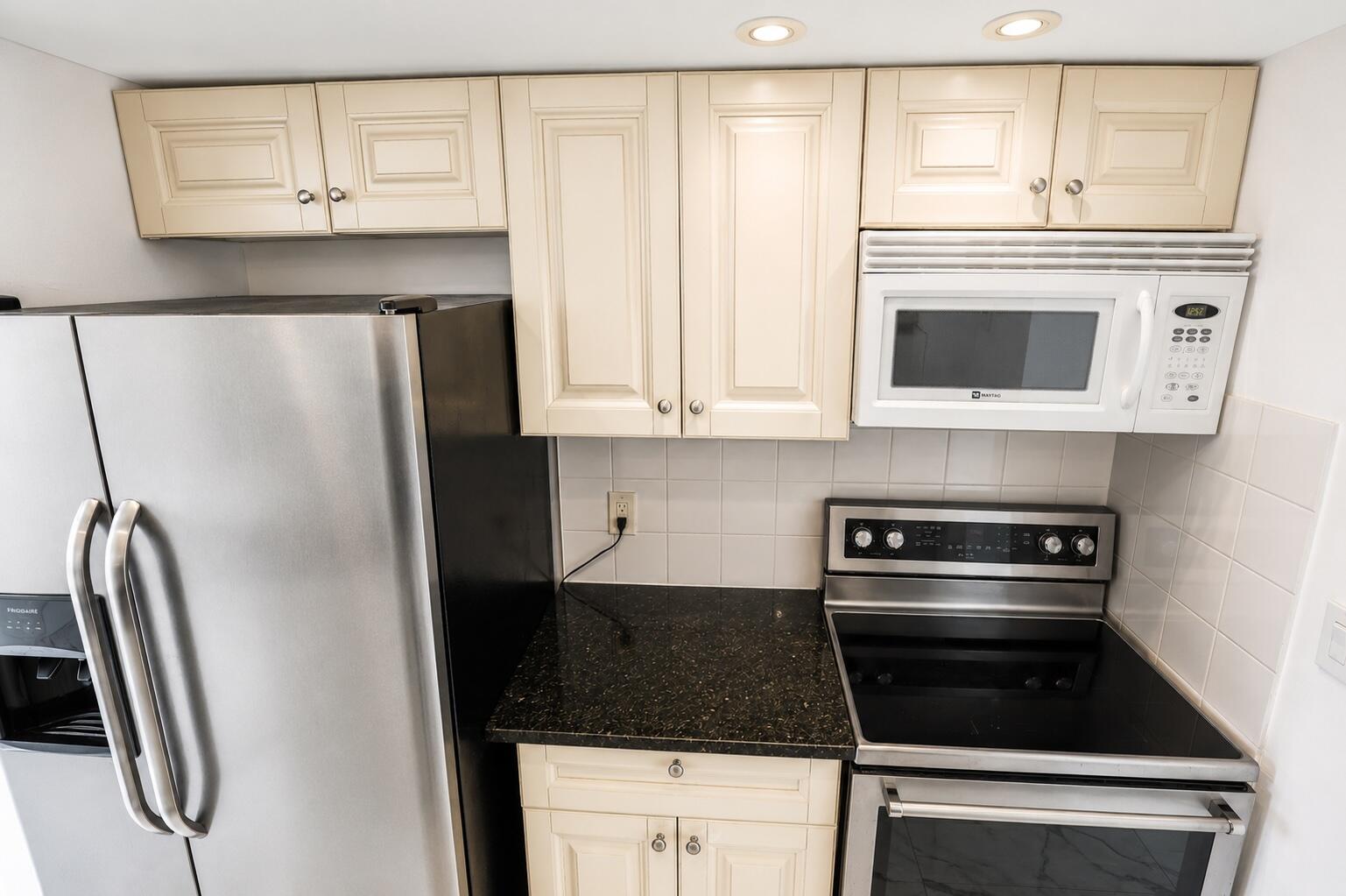 101 Briny #401 Pompano Beach, FL 33062