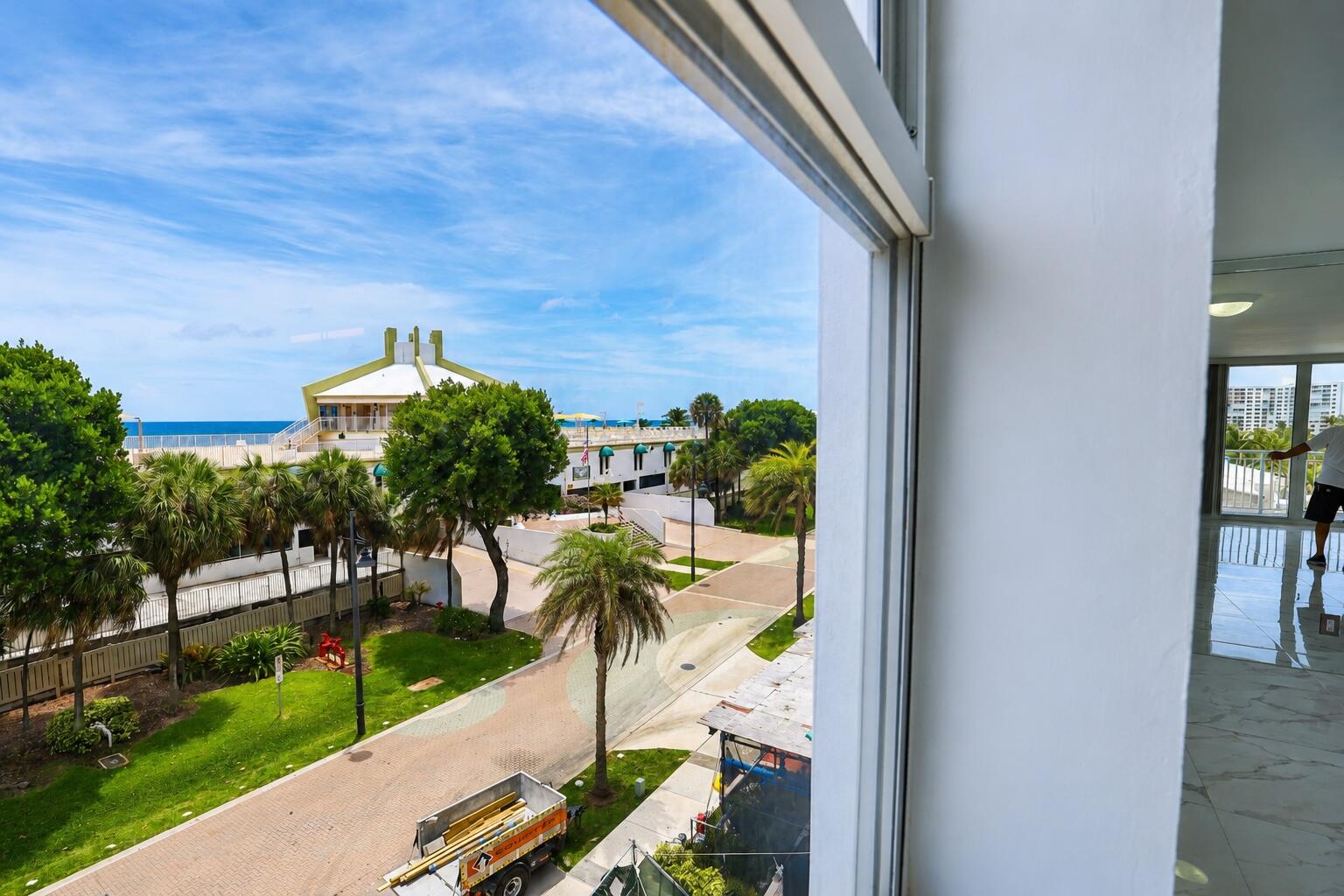 101 Briny #401 Pompano Beach, FL 33062