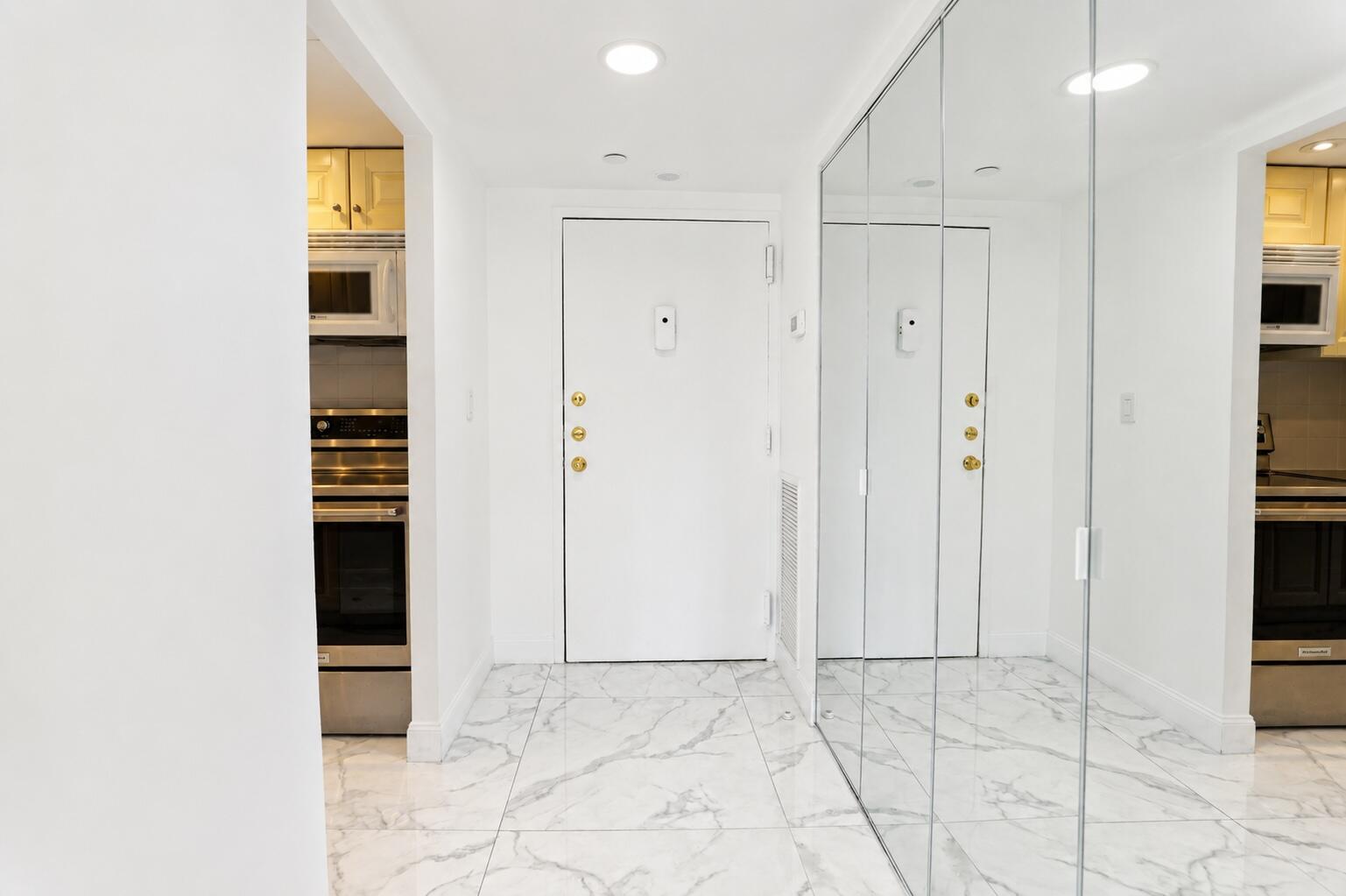 101 Briny #401 Pompano Beach, FL 33062