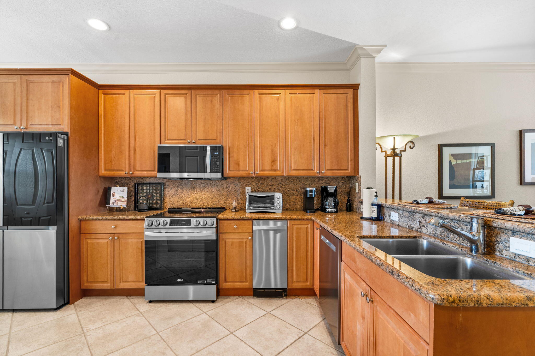 2720 NE 15th #303 Fort Lauderdale, FL 33304