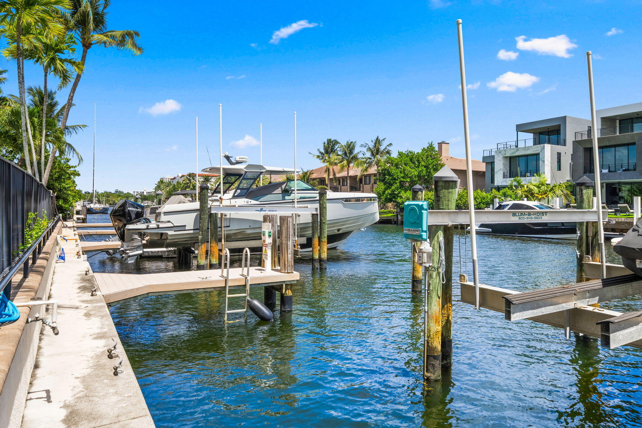 2720 NE 15th #303 Fort Lauderdale, FL 33304