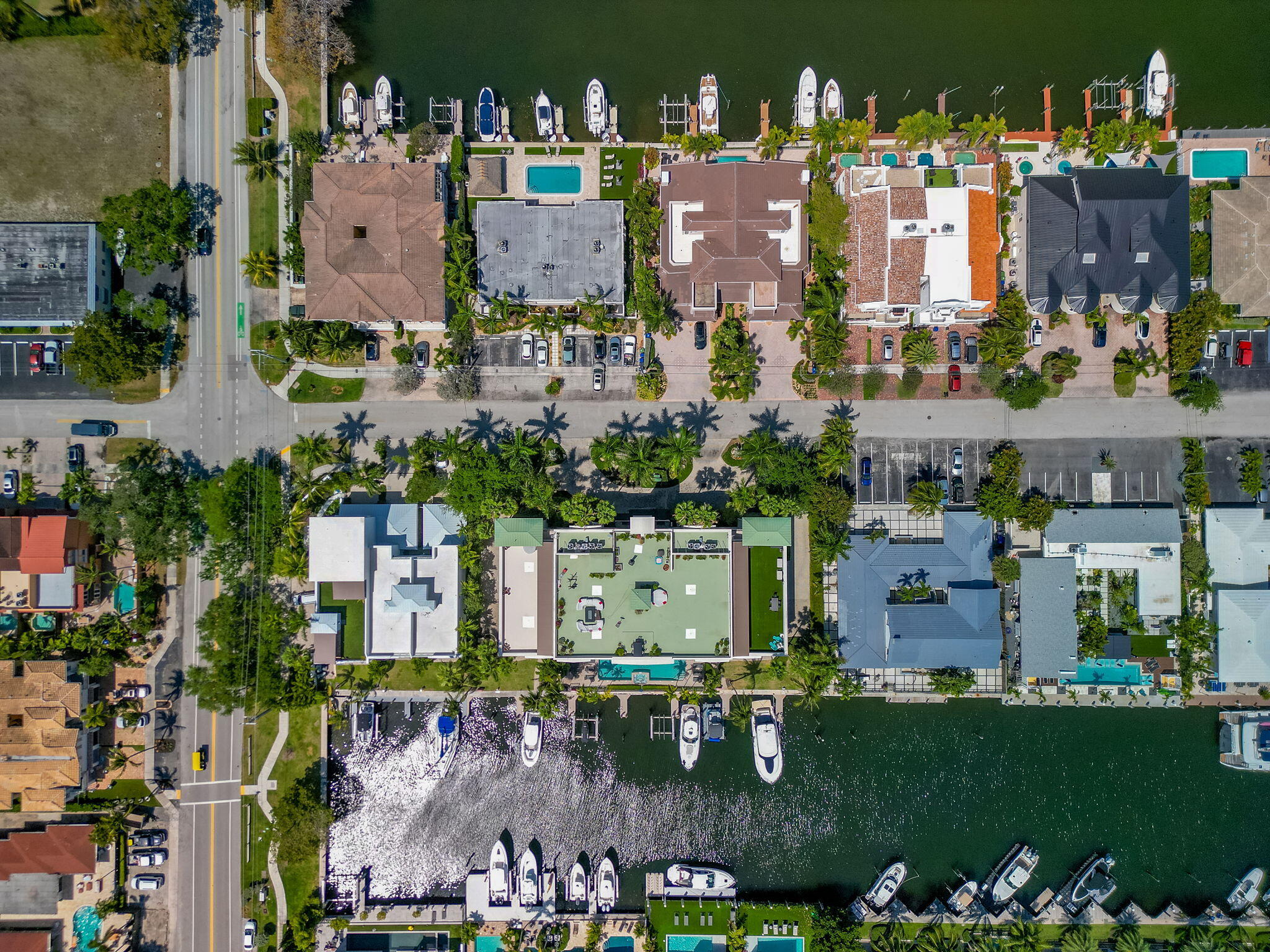 2720 NE 15th #303 Fort Lauderdale, FL 33304