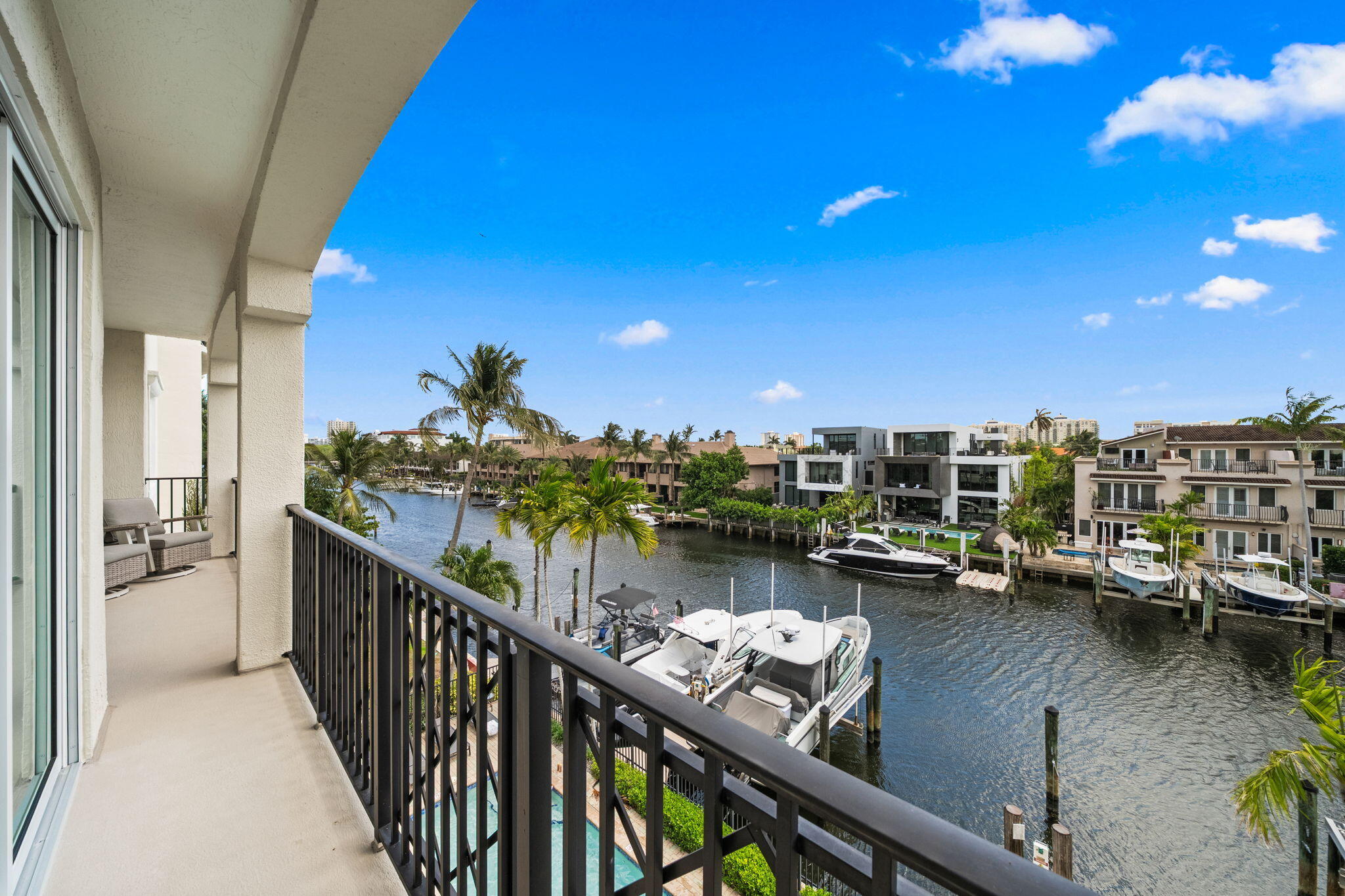 2720 NE 15th #303 Fort Lauderdale, FL 33304