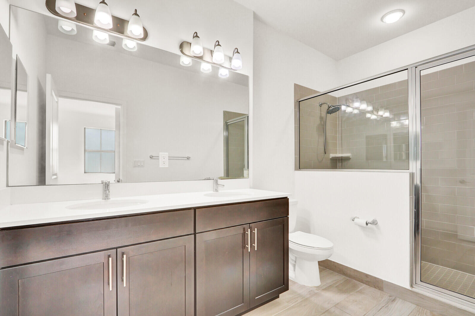 4008 Sequoia Riviera Beach, FL 33410