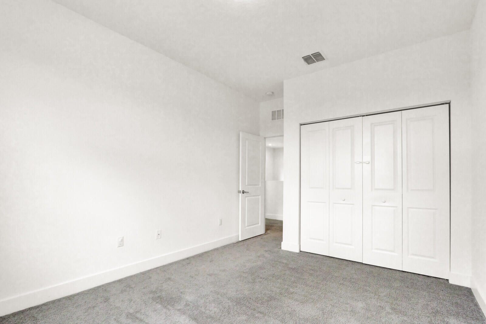 4008 Sequoia Riviera Beach, FL 33410