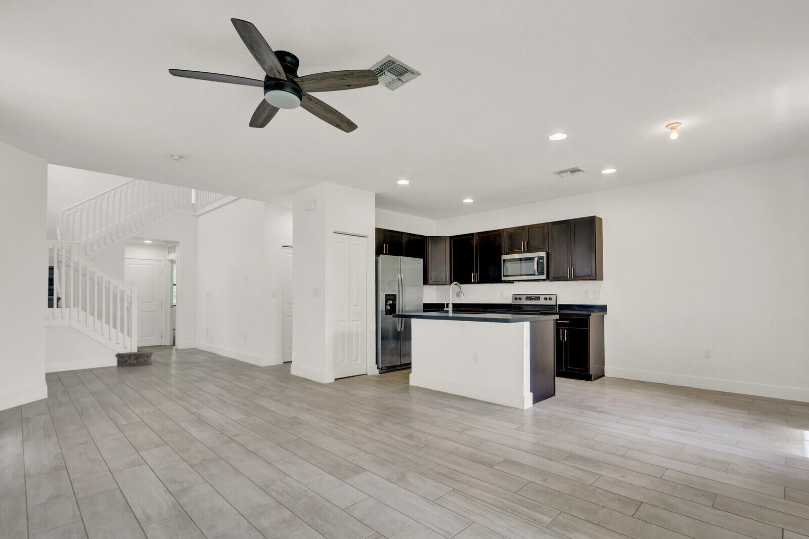 4008 Sequoia Riviera Beach, FL 33410